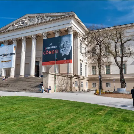 Sora Prestige Apartament *