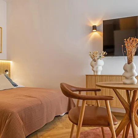 Sora Prestige Apartament *